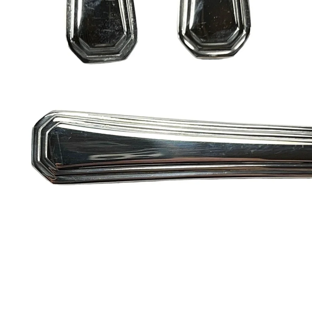 Hampton Silversmiths Dinner Knives 8 Stainless Flatware Extra Replacement HSV188